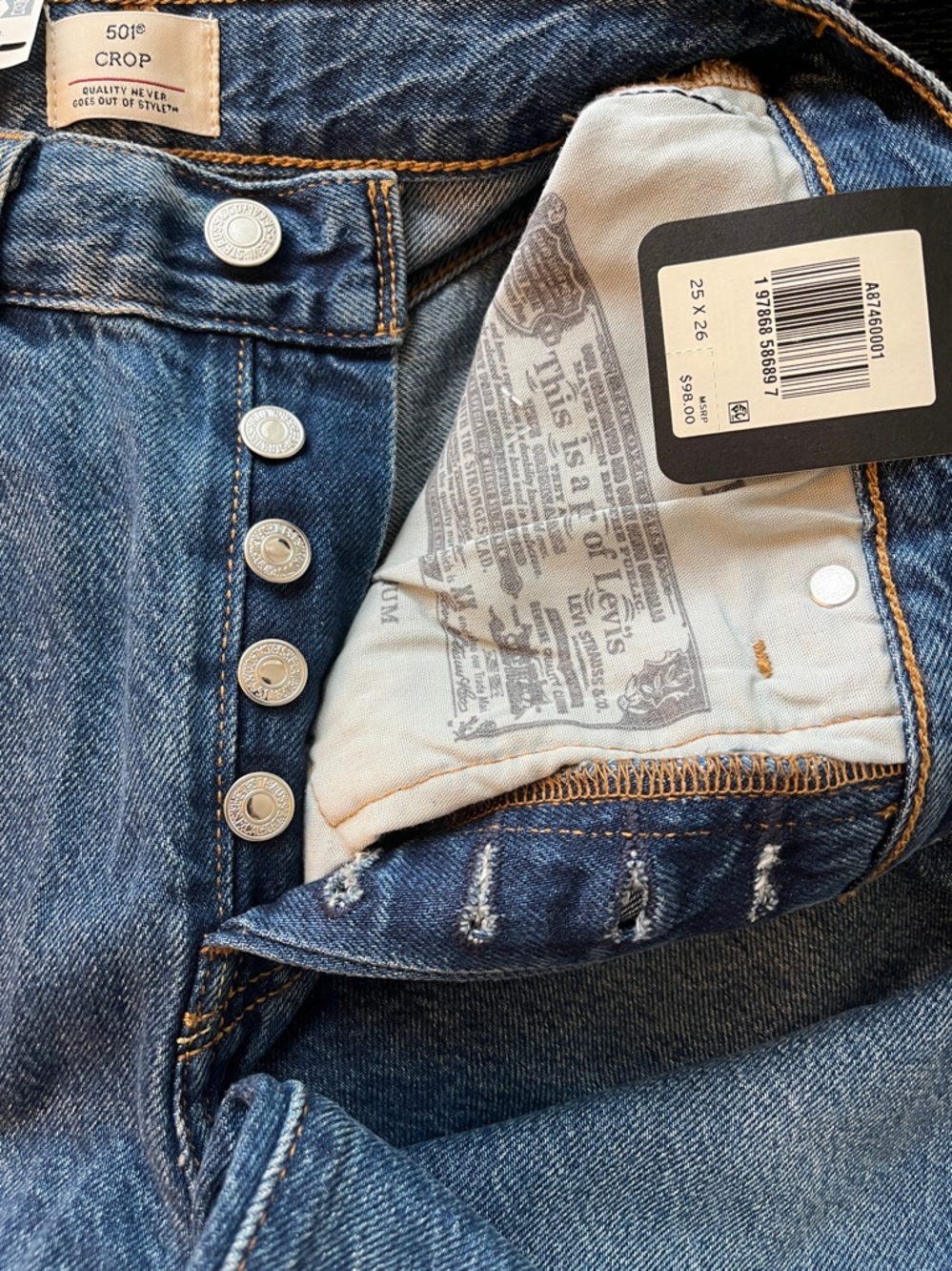 Levi's 501 Original Fit Cropped Lightweight Women’s Jeans size 25 NWT - Picture 8 of 9